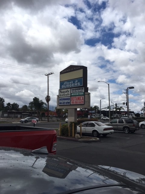 More Photos Of 3330 E Florida Ave, Hemet Unknown For Lease