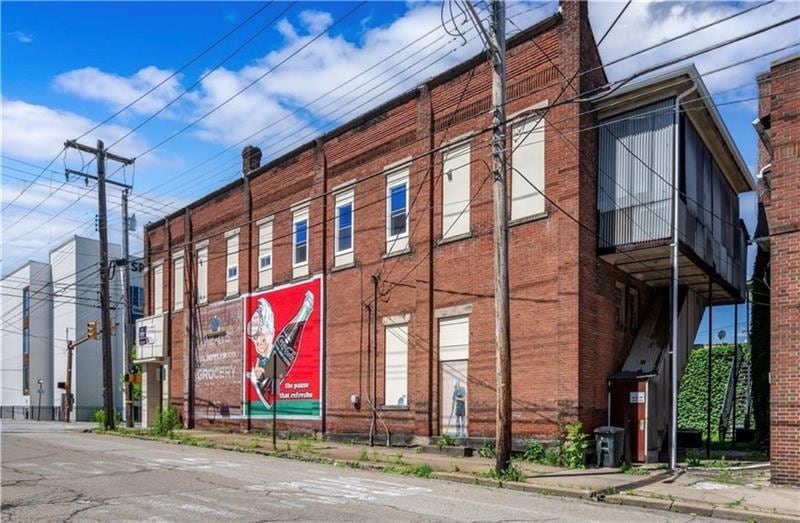 More Photos Of 140 E Jefferson St, Butler Storefront Retail Residential For Sale