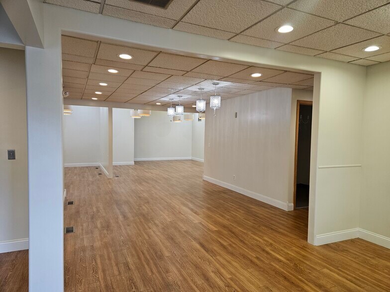 More Photos Of 5820 Gratiot Rd, Saginaw Medical For Sale