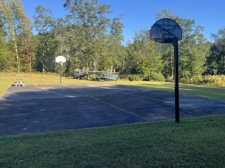 More Photos Of 460 Aerodrome Way, Griffin Land For Sale