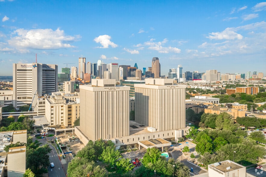 More Photos Of 3600 Gaston Ave, Dallas Office For Sale