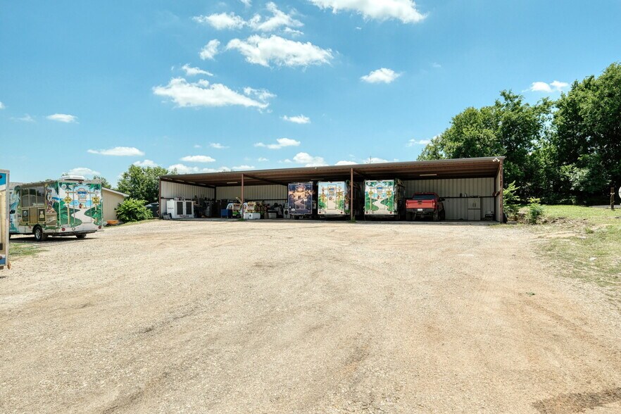 More Photos Of 11 Applegate Cir, Round Rock Distribution For Lease