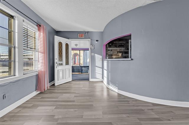 More Photos Of 2956 East St, Memphis Religious Facility For Sale
