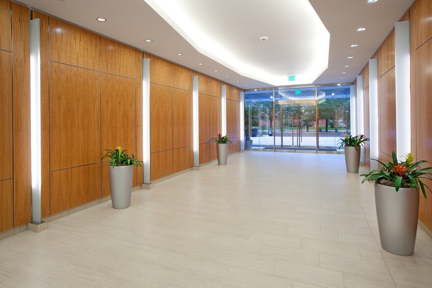 More Photos Of 4040 N Fairfax Dr, Arlington Office For Lease