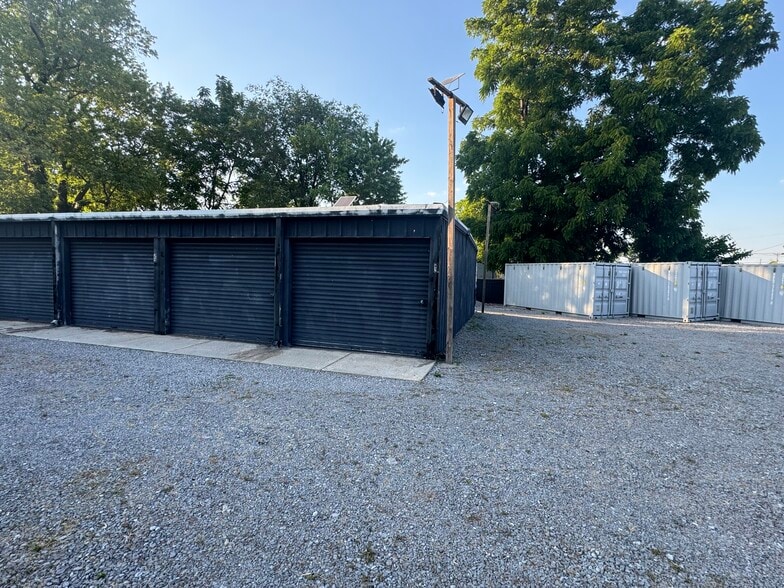 More Photos Of 405 Riverview Dr, Shelbyville Industrial For Sale