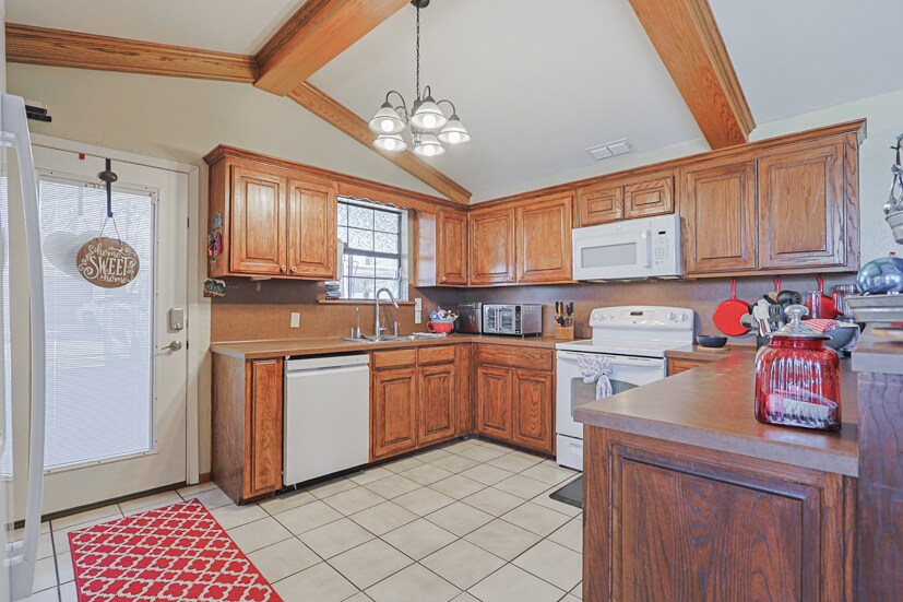 More Photos Of 18501 County Road 3131, Gladewater Multifamily For Sale