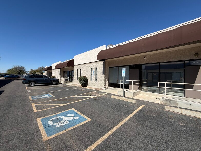 More Photos Of 21421 N 11th Ave, Phoenix Distribution For Sale