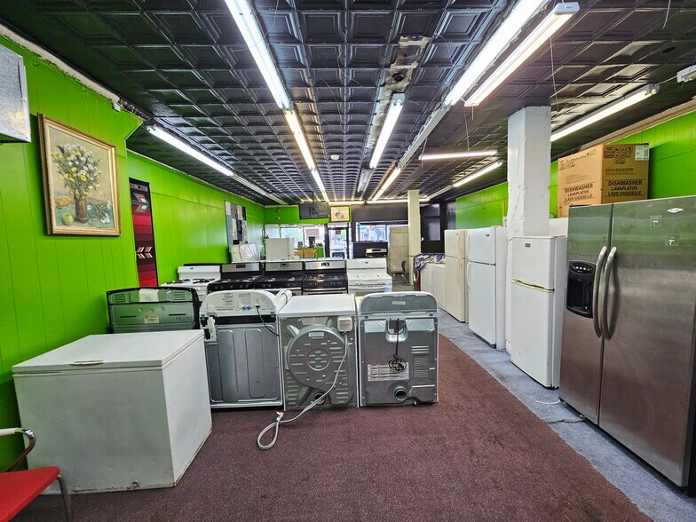 More Photos Of 6163 Woodland Ave, Philadelphia Storefront Retail Residential For Sale