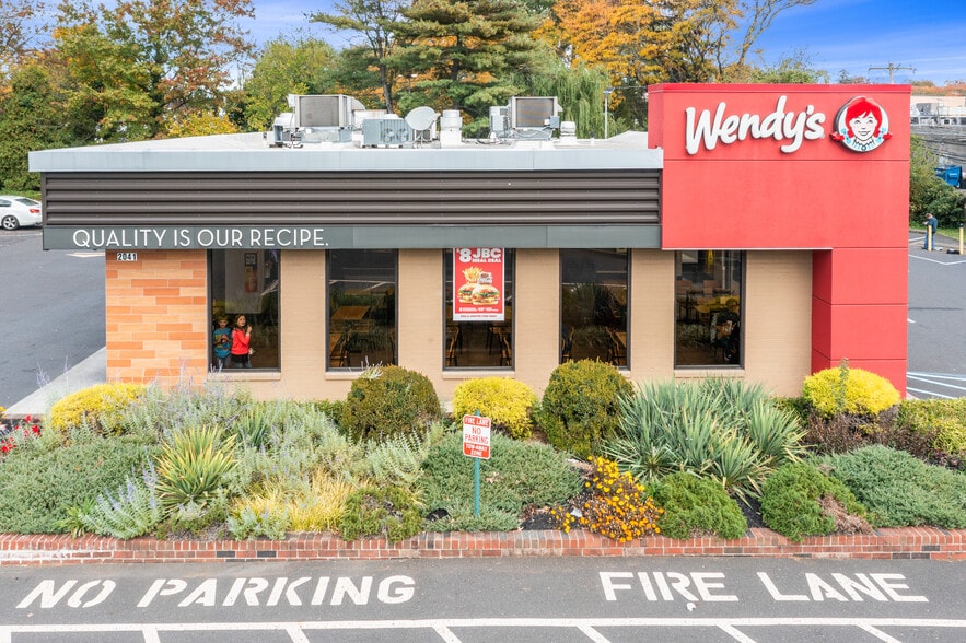 More Photos Of 2041 Street Rd, Bensalem Fast Food For Sale
