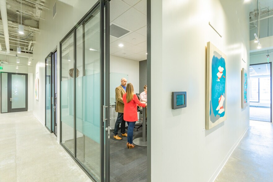 More Photos Of 44 S Broadway, White Plains Coworking Space