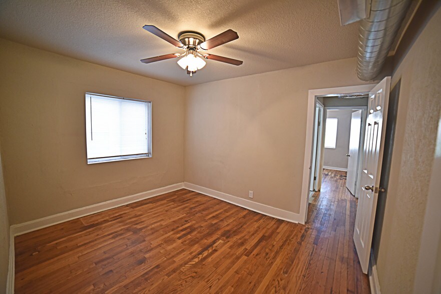 More Photos Of 4025-4027 Harrison St, Kansas City Apartments For Sale