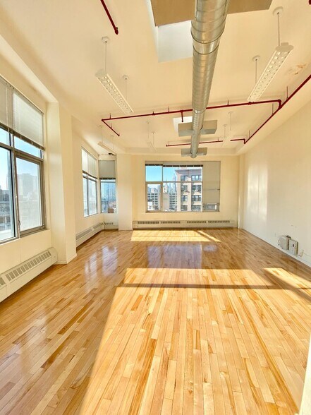 More Photos Of 11-11 44th Rd, Long Island City Loft Creative Space For Sale
