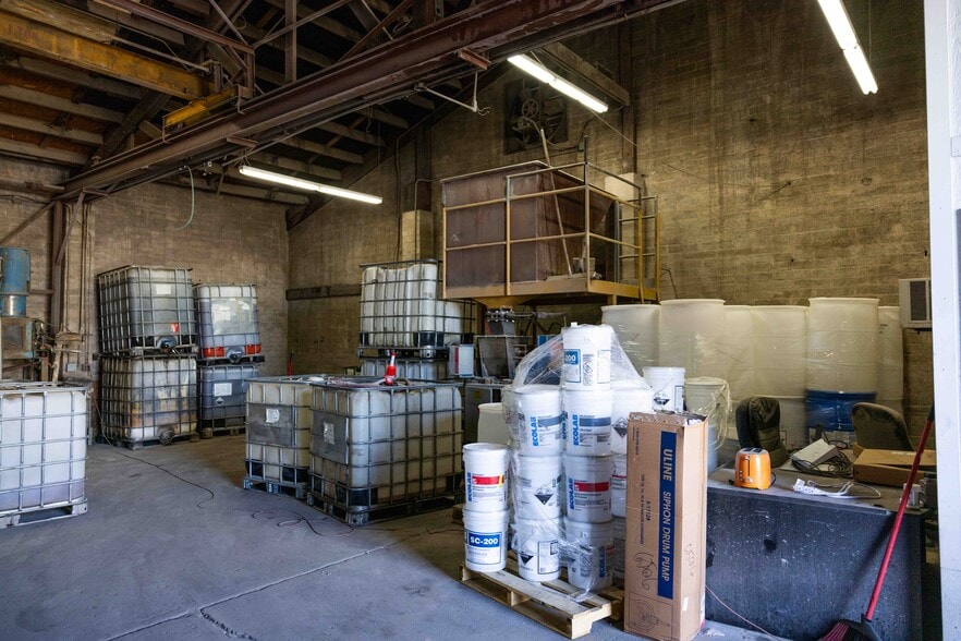More Photos Of 1825-1841 E Jefferson St, Phoenix Warehouse For Sale