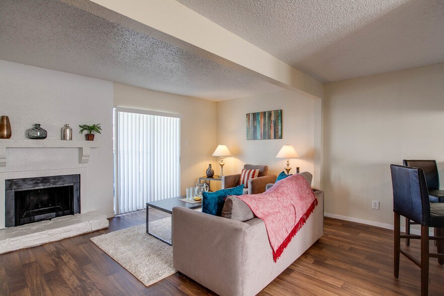 More Photos Of 6109 Bay Island Dr, Garland Apartments For Sale