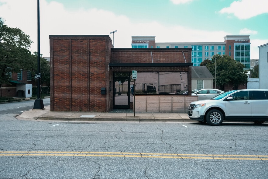 Primary Photo Of 220 E Coffee St, Greenville Restaurant For Lease
