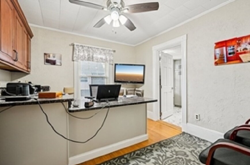 More Photos Of 327 Central St, Saugus Office For Sale
