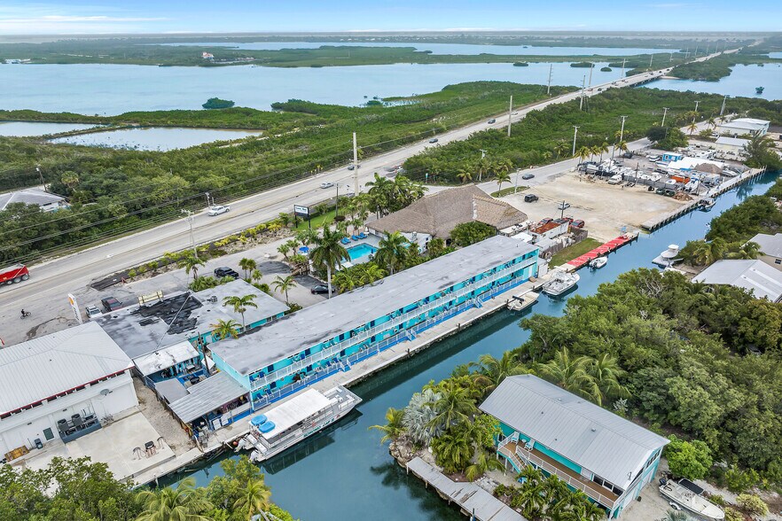 Primary Photo Of 27340 Overseas Hwy, Ramrod Key Hotel For Sale