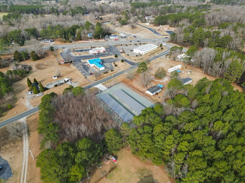 More Photos Of 5102 Barbecue Church Rd, Sanford Self Storage For Sale