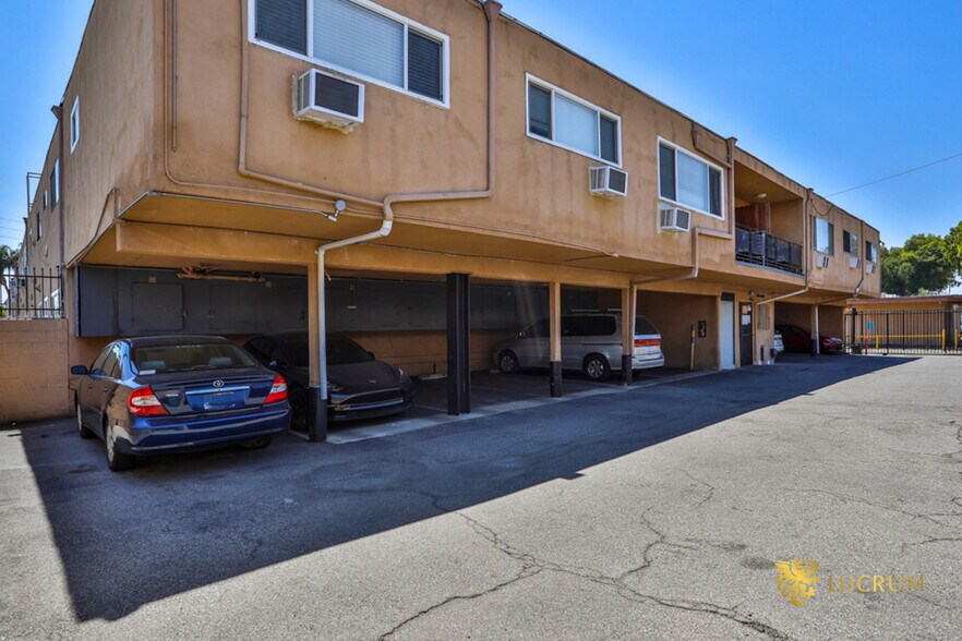 More Photos Of 20951 Roscoe Blvd, Canoga Park Apartments For Sale