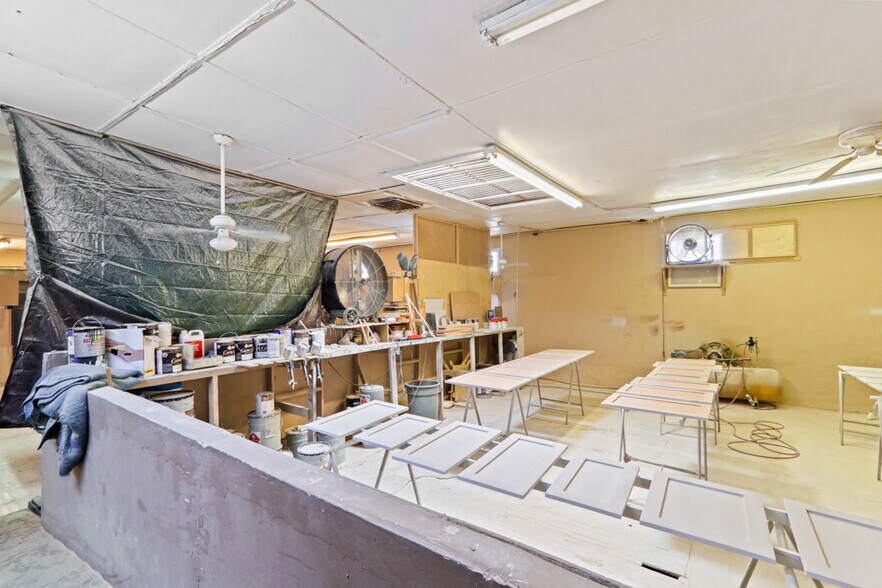 More Photos Of 10108 Socorro Dr, El Paso General Retail For Sale