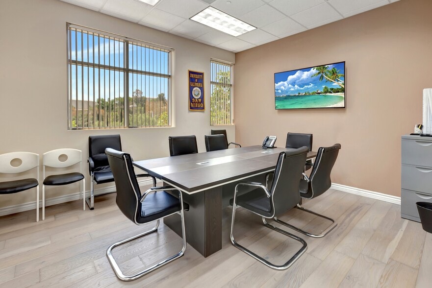 More Photos Of 26501 Rancho Pky S, Lake Forest Medical For Sale