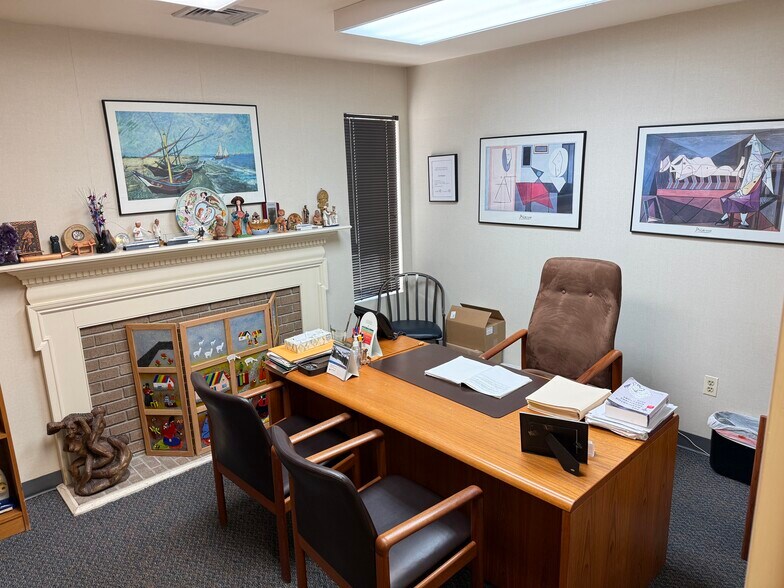 More Photos Of 4343 Montgomery Ave, Bethesda Medical For Sale