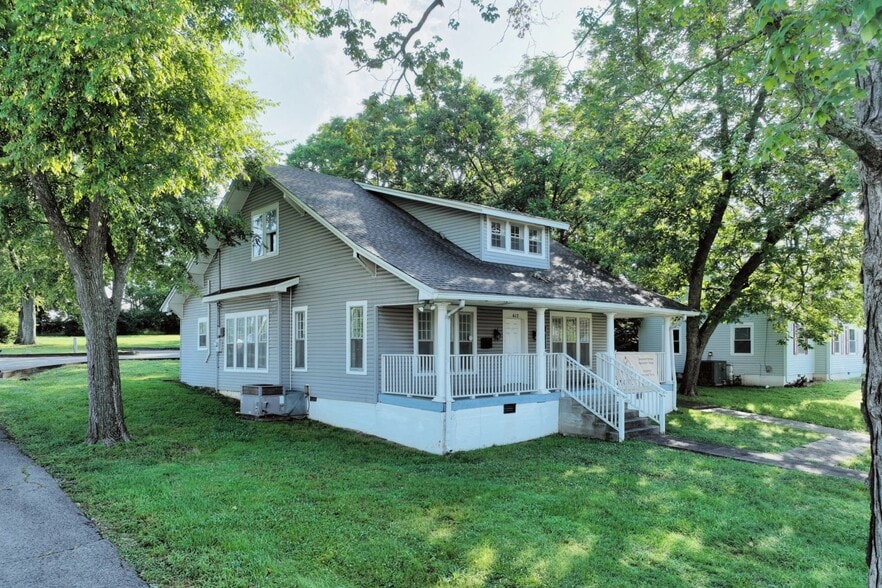 More Photos Of 612 Hartsville Pike, Gallatin Office Residential For Sale