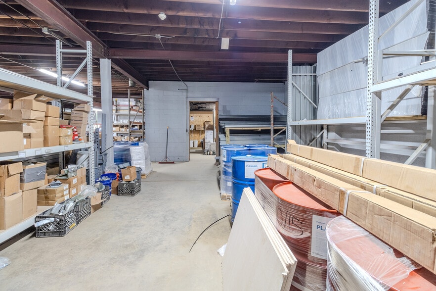 More Photos Of 205 31st St, Mckeesport Manufacturing For Sale