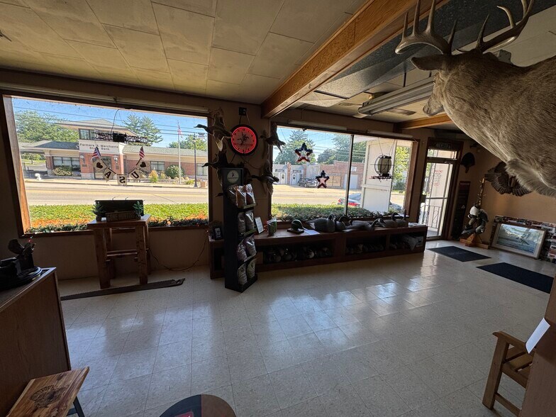 More Photos Of 215 W Main St, Marshall General Retail For Sale