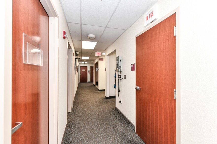 More Photos Of 1860 Town Center Dr, Reston Medical For Sale