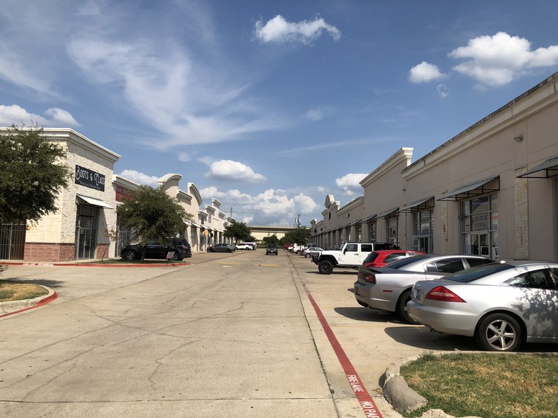 Primary Photo Of 11532 Harry Hines Blvd, Dallas Storefront For Sale