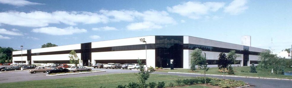 More Photos Of 100 American Rd, Morris Plains Light Manufacturing For Lease