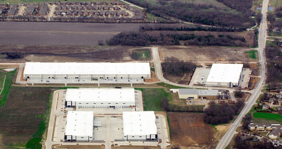 More Photos Of 350 Cypress Hill Dr, McKinney Warehouse For Lease