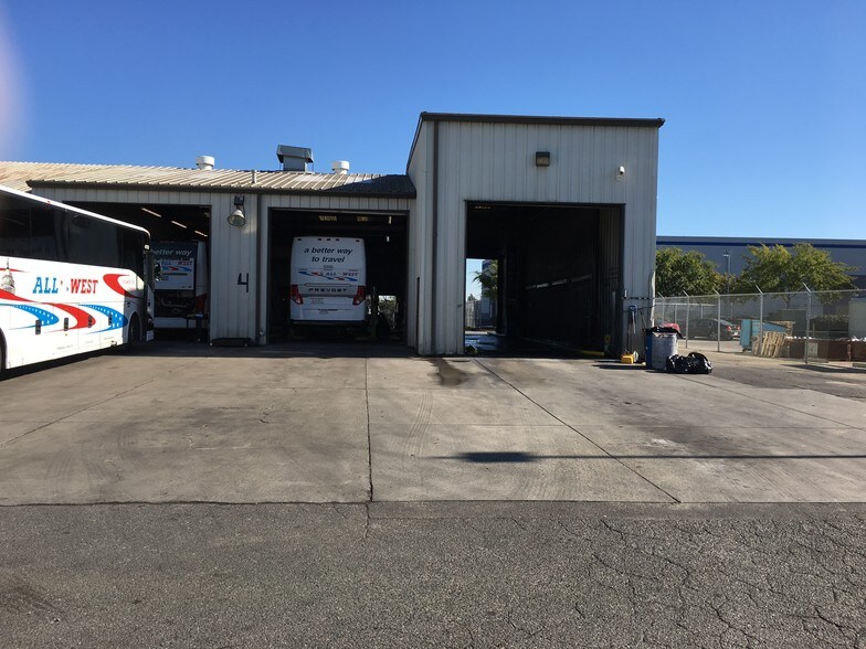 More Photos Of 7701 Wilbur Way, Sacramento Warehouse For Sale