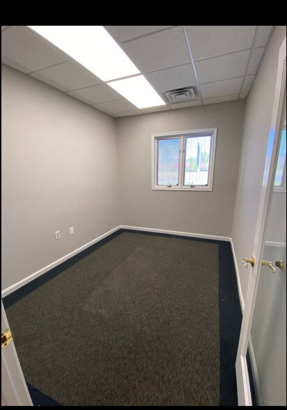 More Photos Of 3825 Leonardtown Rd, Waldorf Office For Lease
