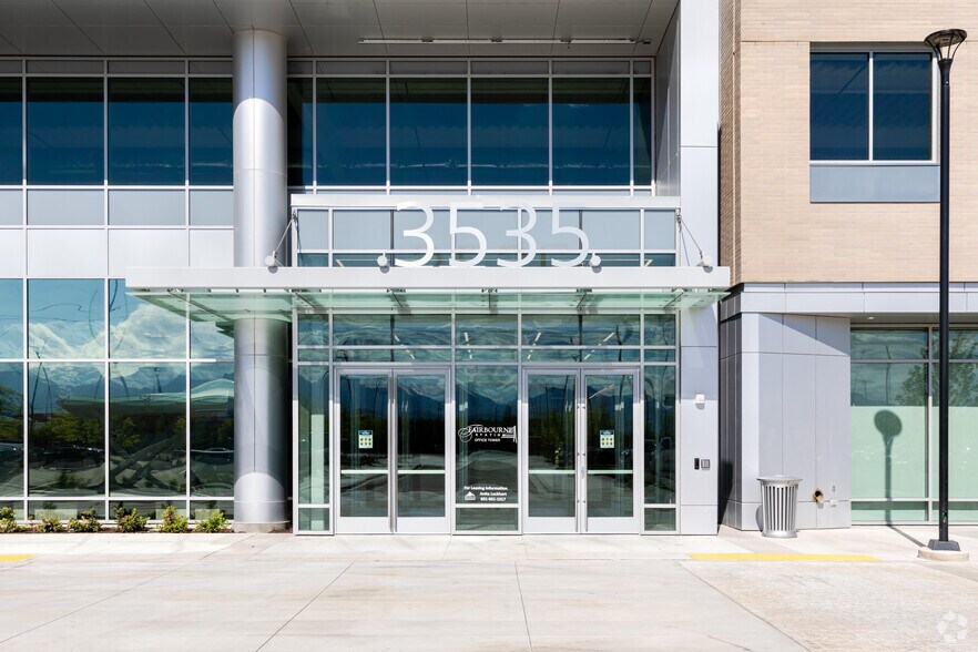 More Photos Of 3535 S Market St, West Valley City Office For Lease