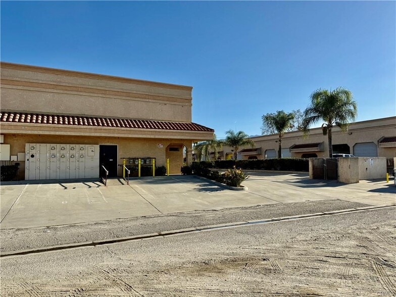 More Photos Of 478 N Scovell Ave, San Jacinto Warehouse For Sale