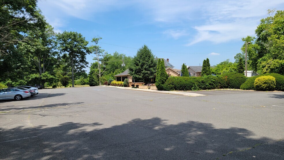 More Photos Of 520 Highway 33, Millstone Township Apartments For Sale