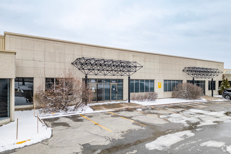 More Photos Of 9415-9495 Aut Transcanadienne, Montréal Warehouse For Lease