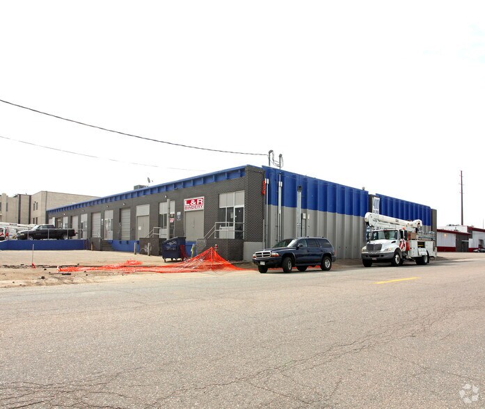 More Photos Of 400 S Lipan St, Denver Warehouse For Lease