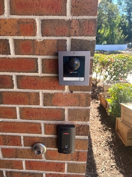 More Photos Of 622 E Lexington Ave, High Point Schools For Sale