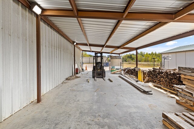 More Photos Of 691 N Hill St, Tatum Flex For Sale