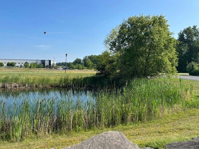 More Photos Of 32961 Pin Oak Pky, Avon Lake Flex For Sale