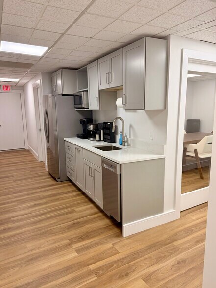 Primary Photo Of 25 Washington St, Somerville Coworking Space