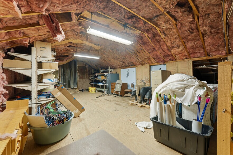More Photos Of 102 4th St, Terra Alta Light Distribution For Sale