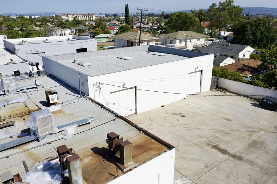 More Photos Of 9604 Valley Blvd, Rosemead Industrial For Sale