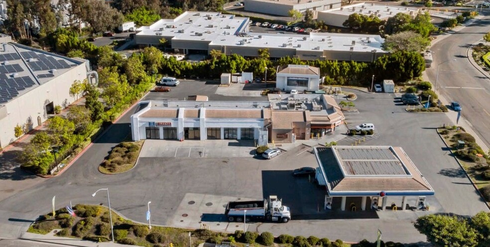 More Photos Of 9720 Carroll Centre Rd, San Diego Storefront For Lease