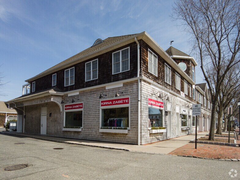 More Photos Of 66 Newtown Ln, East Hampton Storefront Retail Office For Lease