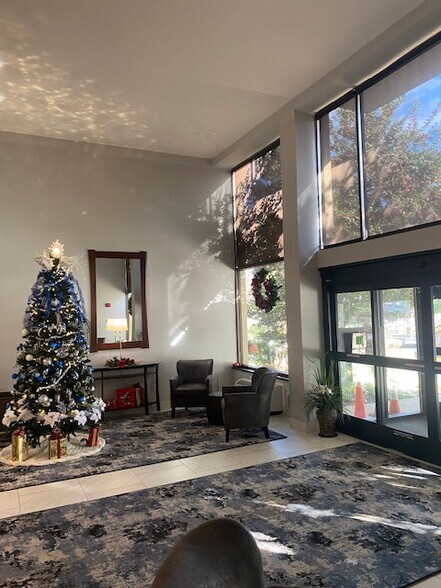 More Photos Of 2059 Huntington Ave, Alexandria Apartments For Lease
