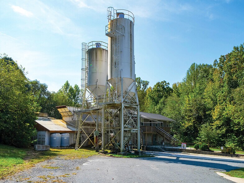 More Photos Of 1150 E Chesapeake Beach Rd, Owings Industrial For Lease